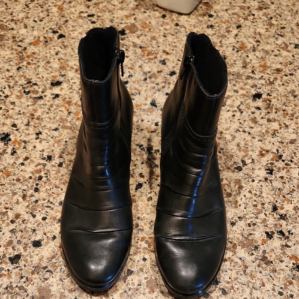 Rieker Black Booties Sz 39 / Wm 8.5